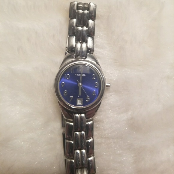 Fossil Watch - Picture 1 of 5